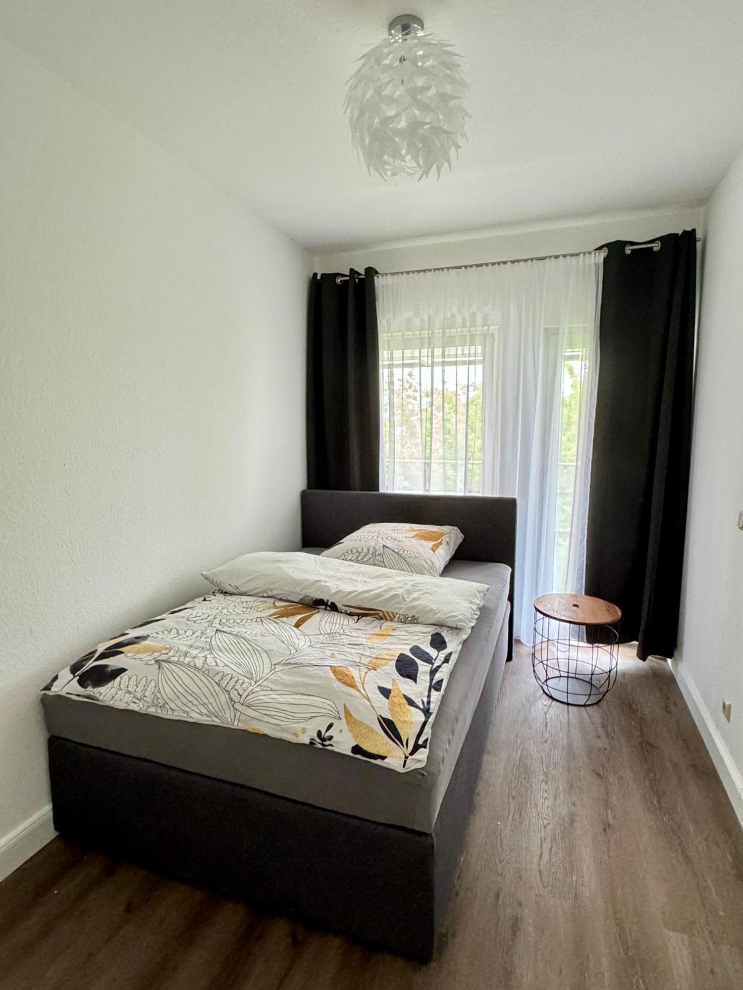 220 Qm Penthouse Wohnung Mit Fahrstuhl - Ohne Spa Маннгейм Екстер'єр фото